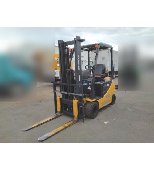 Xe nâng điện 2 tấn Komatsu chui công dịch giá bình điện Hitachi 48V 402Ah. Model FB20A-12 V3.0 VSFL402 Nhật bãi 2021. Giao xe tại Tân Trường Hải Dương.